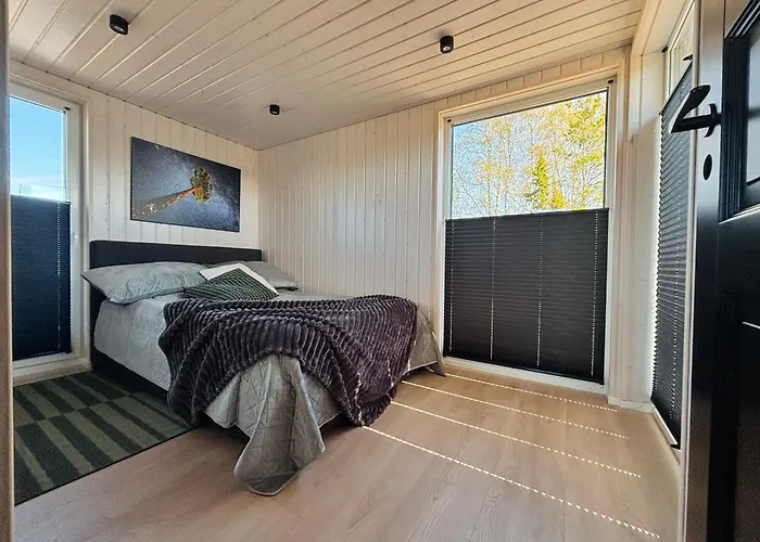 Villa Sadama With Private Mini